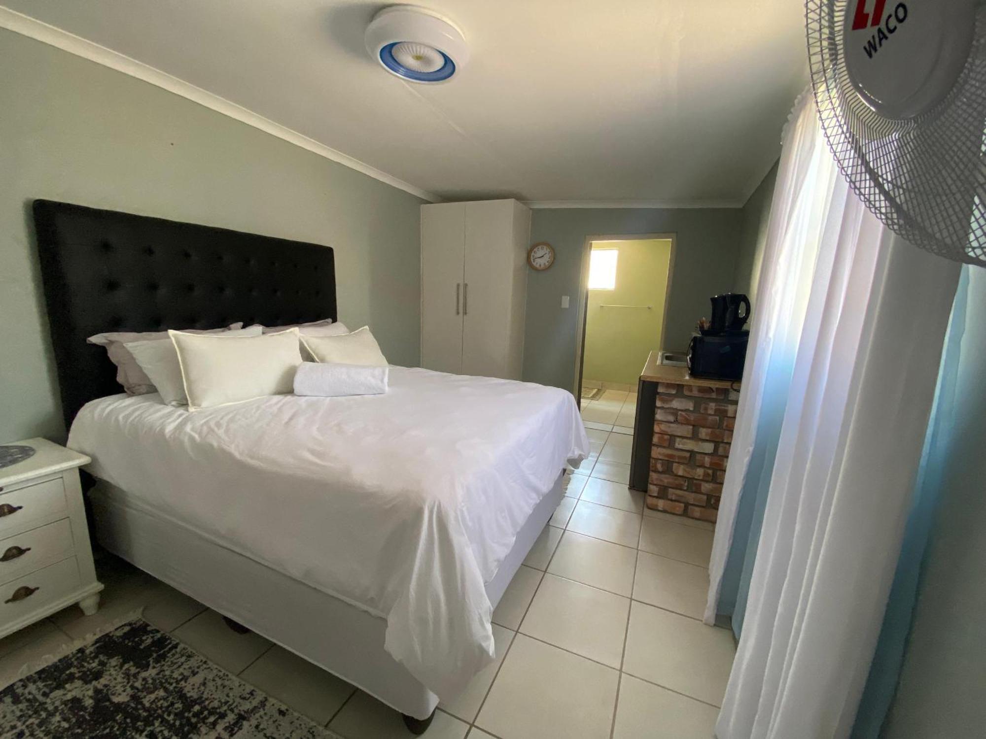Inecia'S B & B Uis Εξωτερικό φωτογραφία